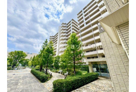 パークシティLaLa横浜の外観