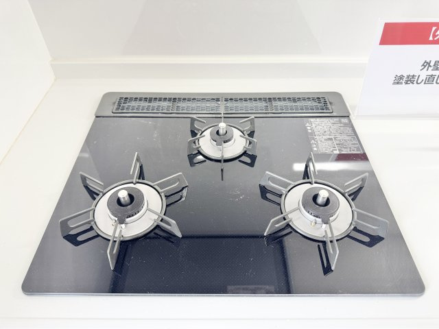 コンロは、3口コンロで新品交換してあります。沢山お料理が作れちゃいますよ♪