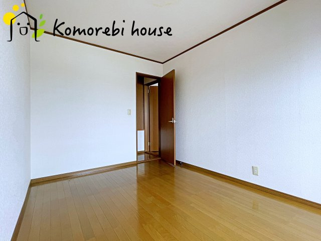 広々とした洋室です