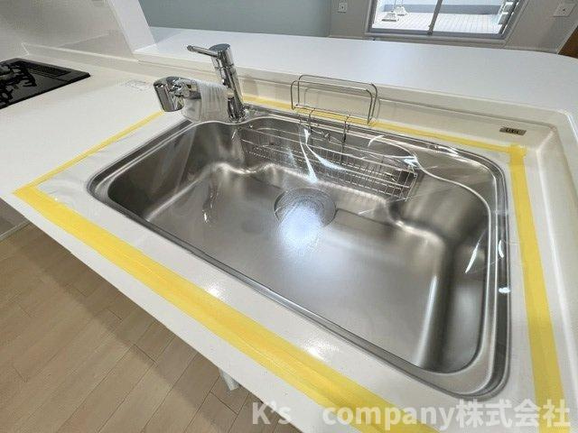 耐久性に優れたステンレス素材のシンク◇