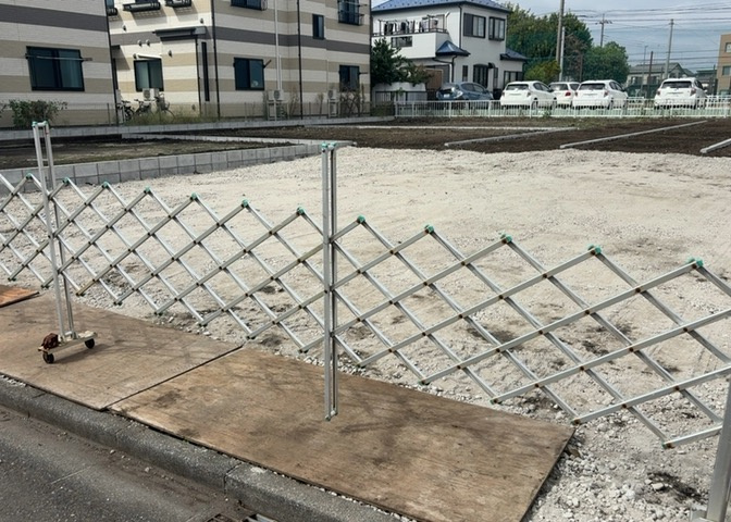 物件の詳細については、現地を見てわかること以外に、役所や法務局などで調べないとわからないことがあります。そのため、現地に行く場合は、もしこの物件を買ったらどのような生活ができるかをイメージしましょう。