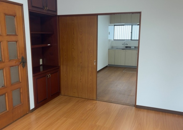 【相模原市中央区上溝の中古戸建てのリビングダイニング】