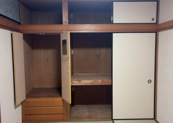 【相模原市中央区上溝の中古戸建てのウォークインクローゼット】