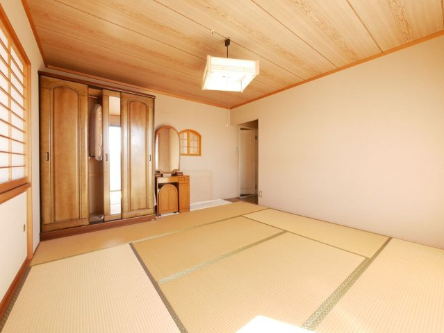 2階9帖和室