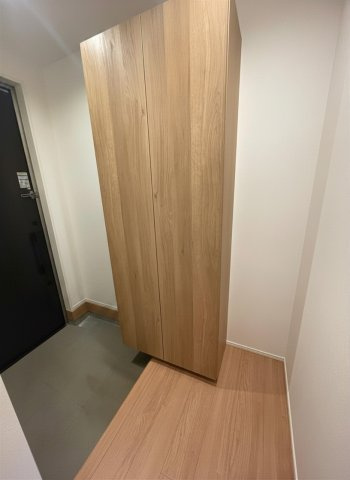 ※AI加工で家具を消しております。