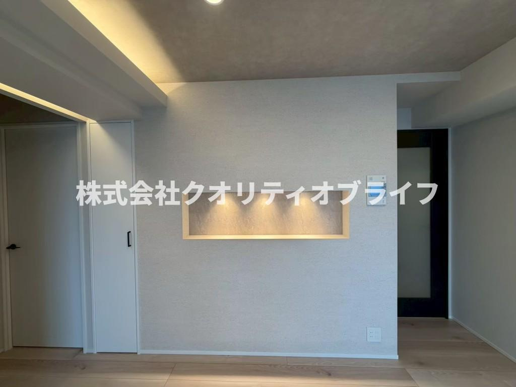リビングにおしゃれなインテリアがございます