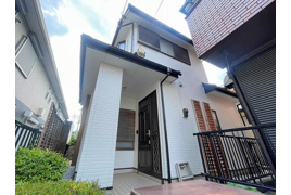 上尾市中妻5丁目中古戸建ての外観