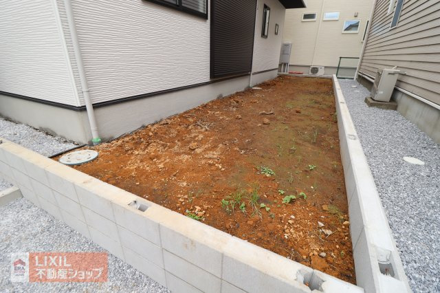 【お庭】現地完成写真。色々な使い方ができます！お好みでカスタマイズはいかがでしょうか。