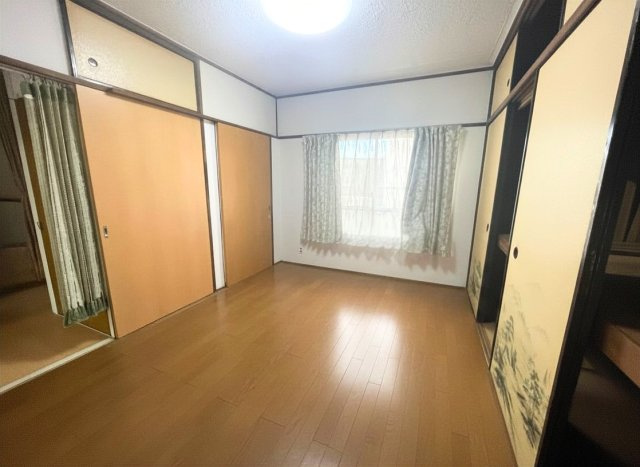 AI加工で家財等を消しております。