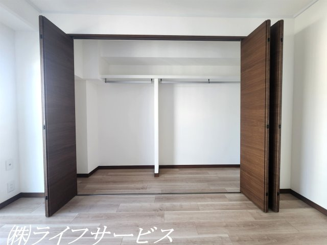 洋室6帖／ワイドクローゼットあり！