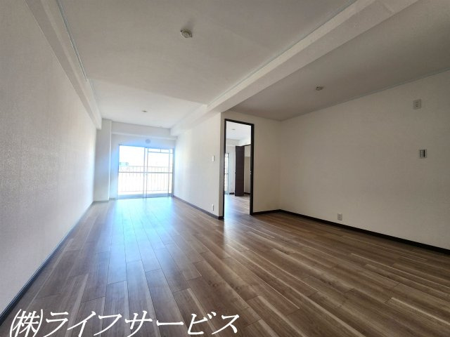 ＬＤＫ15帖／リフォーム済につき即入居可！ペットと一緒に暮らせるマンションです！