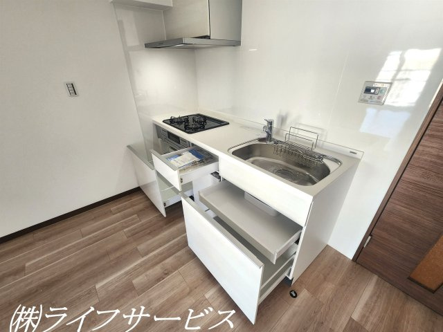 システムキッチン／スライド式収納