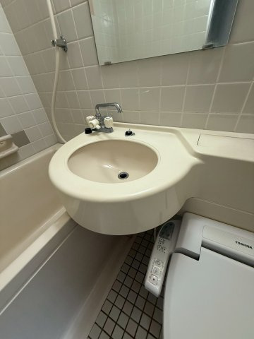 3点ユニットの洗面台です。