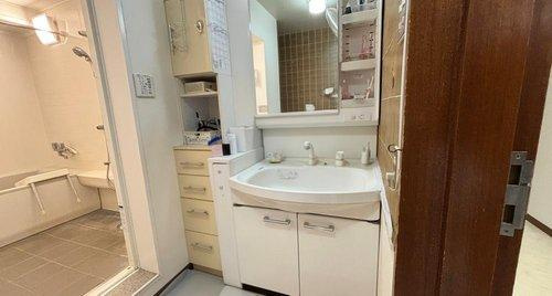 (視認性を高めるために備品類を削除する加工を行っております。）