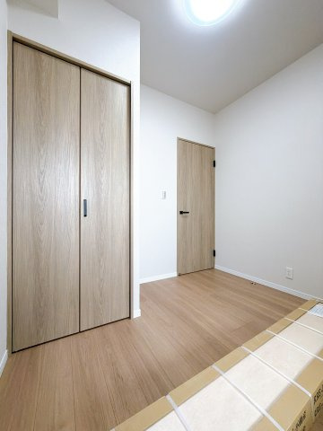 3．6帖の北西洋室になります♪