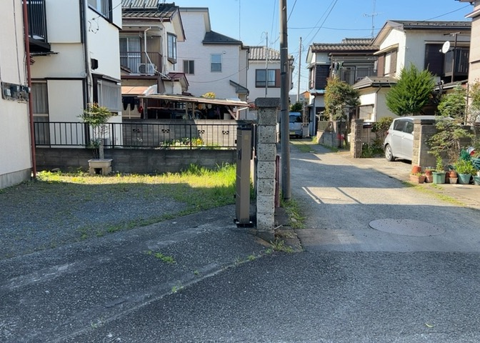 家を建てる前提で土地を探している場合、地盤の丈夫さは譲れない条件の一つです。地盤が脆弱だと追加工事が必要となります。また、過去に地盤沈下や液状化現象を起こした土地は、できるだけ避けた方がいいでしょう。