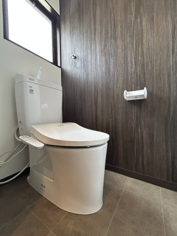 プライベート空間として機能や内装にこだわった、優しい雰囲気のトイレはリラックス空間へ。