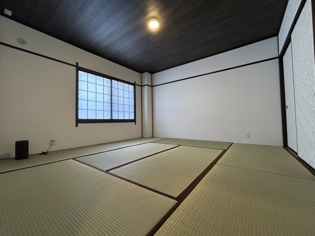 日本で生まれた世界に誇る文化の一つ、和み室がある幸せを満喫して頂けます。お子様の遊び室から客間としてまで、多様なシーンに対応できます。