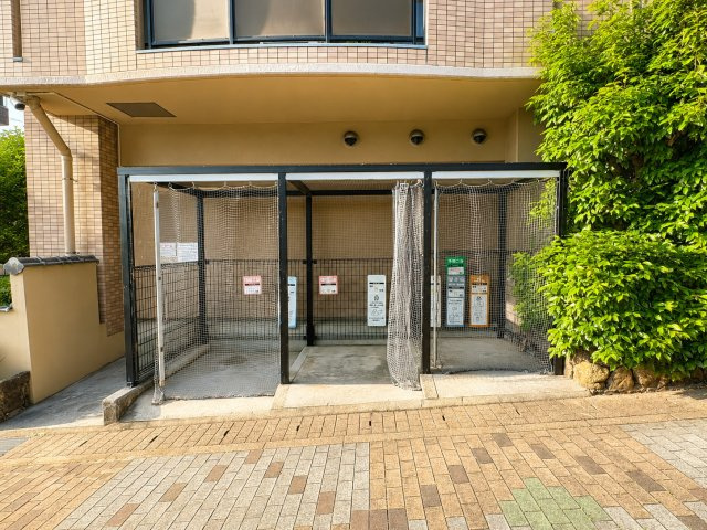 ゴミ置き場
