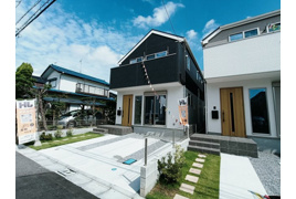 越谷市上間久里 新築一戸建て 全2棟の外観