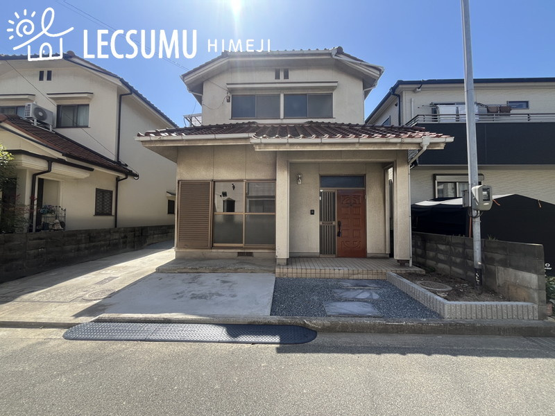 外観：328000606914