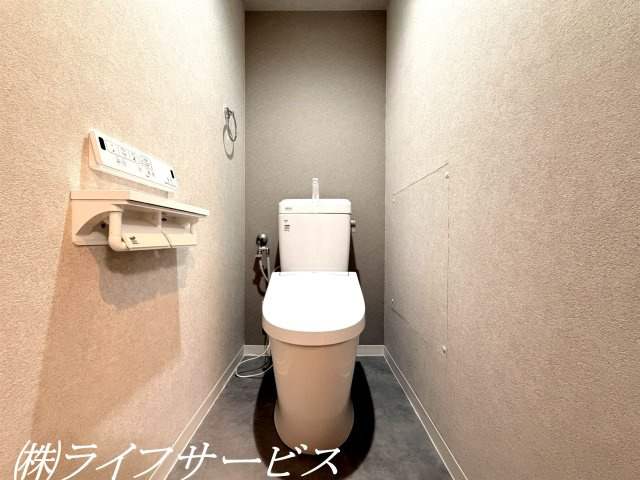 温水洗浄便座付トイレ新調
