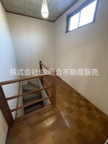 当日予約も大歓迎です！土日祝、雨の日やお子様連れのお客様の送迎も可能ですのでお気になさらずお問合せ下さい。お仕事終わりのお時間にも柔軟に対応致しますのでお気軽にお申し付け下さいませ。