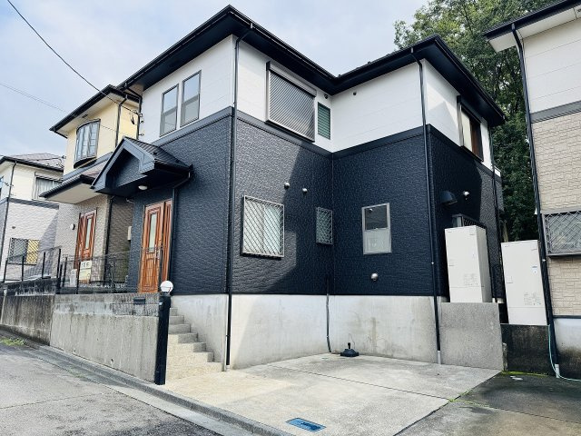 ～小宮駅徒歩12分　内外装リフォーム済の戸建て　落ち着きのある住宅地内～