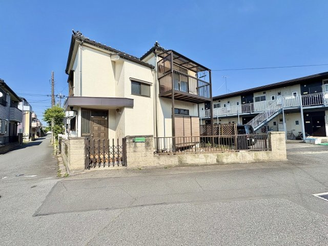 北西角地で開放感ある立地！南側駐車場のため、陽当り通風良好！自由設計で夢のマイホームはいかがでしょう！建築条件なし・お好きなハウスメーカーで建築可能です！