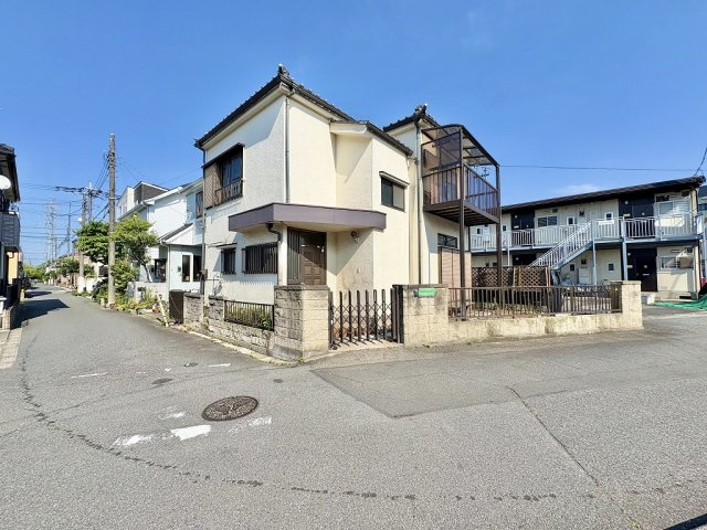 北西角地で開放感ある立地！南側駐車場のため、陽当り通風良好！自由設計で夢のマイホームはいかがでしょう！建築条件なし・お好きなハウスメーカーで建築可能です！