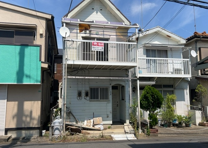 ハザードマップは自然災害による被害を予測し、その被害範囲を地図上で表したものです。近年特に災害が多くなっていますので、事前に調査すると安心できます。ハザードマップは国交省のホームページをご覧ください。