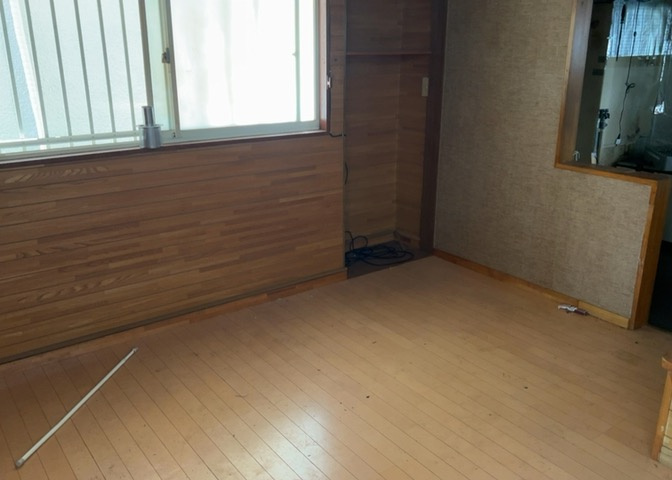 L型アイランドタイプは、キッチンからダイニングにもリビングにも目が行き届くので、とても使いやすい配置です。L字型独立タイプは、キッチンを独立させてるためLDKというよりもLDといった様なイメージです。