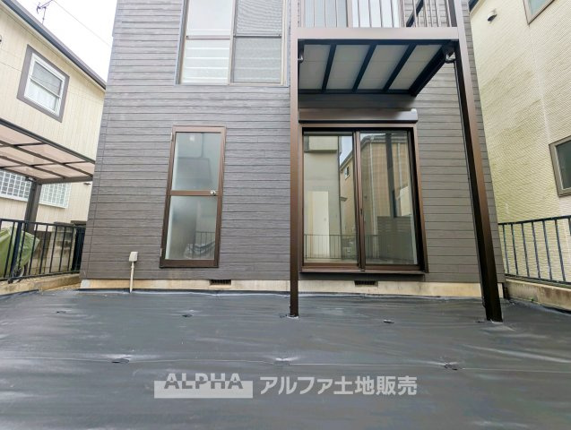 【garden】◆庭◆庭スペースは、ガーデニングや家庭菜園、くつろぎの時間にも活躍。季節の移ろいを身近に感じながら、家族それぞれの楽しみ方が広がる空間です。