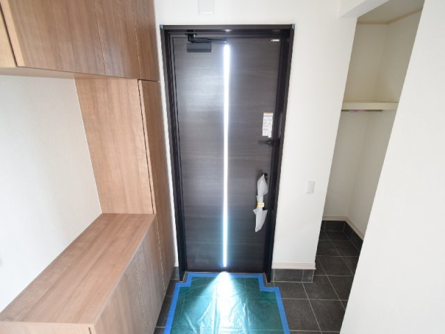 【3号棟：玄関】