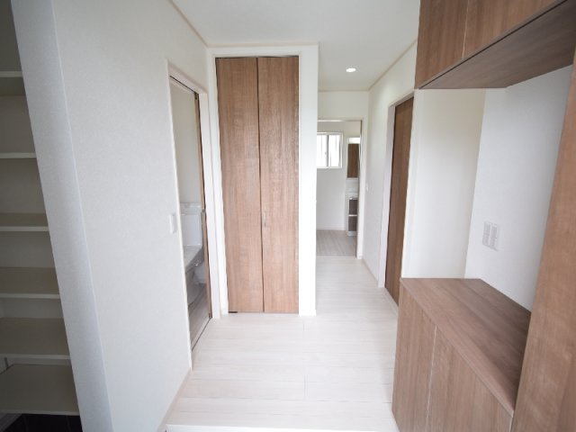 【3号棟：玄関ホール】