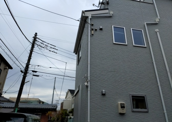 桜や紅葉の名所に出かける人は多いと思いますが、家にいながら季節の移ろいを感じる生活を送りませんか？リビングや窓から見える景色が生活を彩るワンポイントに！現地から見える景色を堪能してみては如何でしょう。