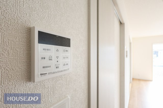 【温水設備】給湯スイッチ付きで温度調整もラクラクです。