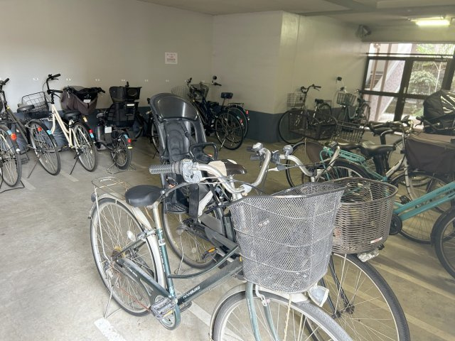 共用部・駐輪場