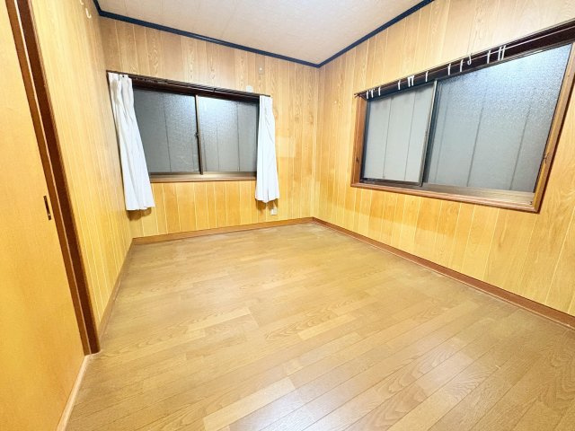 洋室
