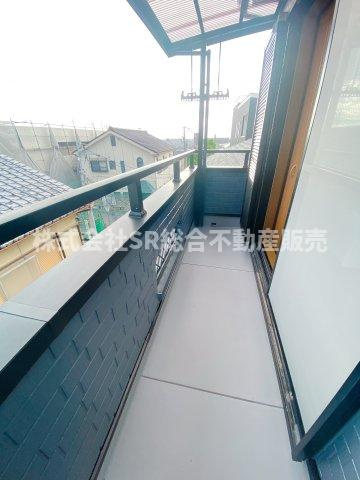 陽当たり良好のバルコニーで洗濯物が乾きやすいです！