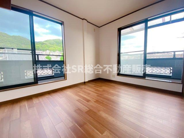 お子さんのいるうちは子供部屋に使ってはいかがでしょうか