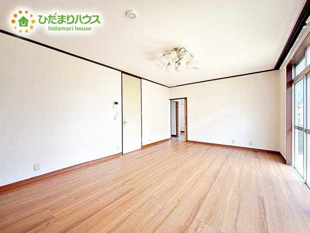 大型テレビに大型ソファー(^^)どんなインテリアにするか考えただけでわくわくしますね！