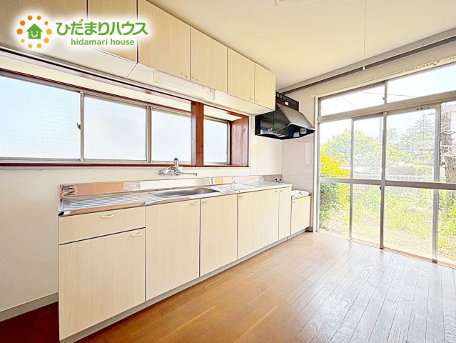 ママのことを考えた、ゆとりあるキッチンスペースで、お料理がもっと楽しくなっちゃいますね(^^♪