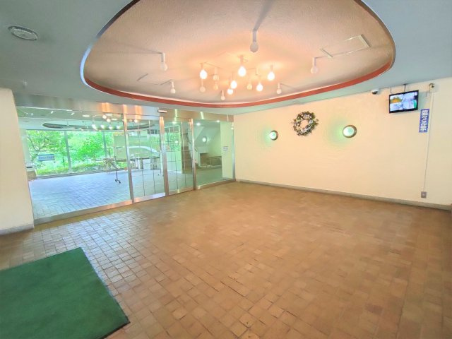 【エントランス】