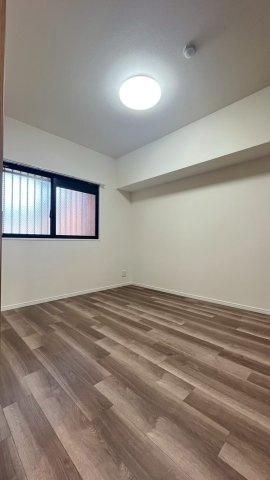 ダイアパレス新石切フォレストタウンの洋室