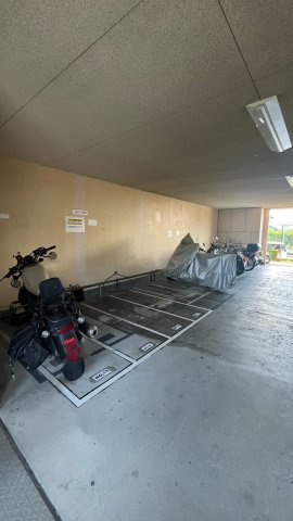 ダイアパレス新石切フォレストタウンの敷地内駐車場