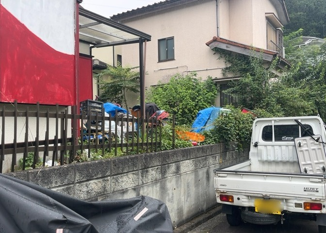 人が暮らすうえで日光は大切な要素となります。日当たりの良さは譲れないポイントですね。併せて近くに大きな建築物の建築予定がないか、あるいはそれが可能な土地が近くにないか事前に確認することもお勧めします。