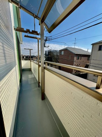 南西向きで日当たりは良好です。