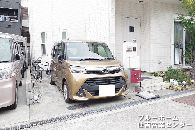 敷地内にある駐車場です！