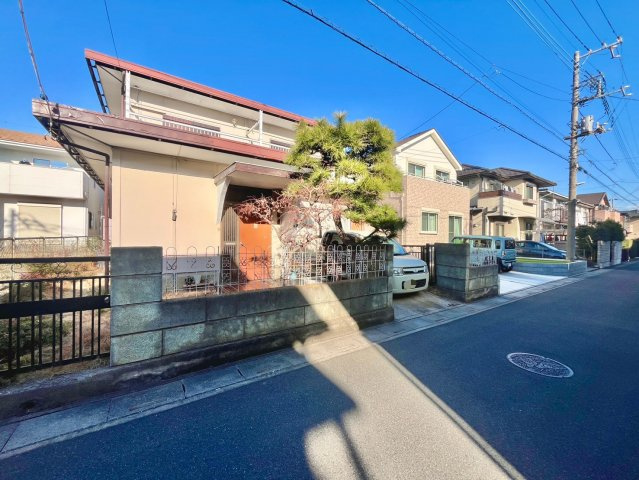 南西道路に面し陽当り良好！敷地約44坪・希望の間取りが叶いやすい整形地！自由設計で夢のマイホームはいかがでしょうか！建築条件なし・お好きなハウスメーカーで建築可能です！当社無料の間取り作成も承ります！